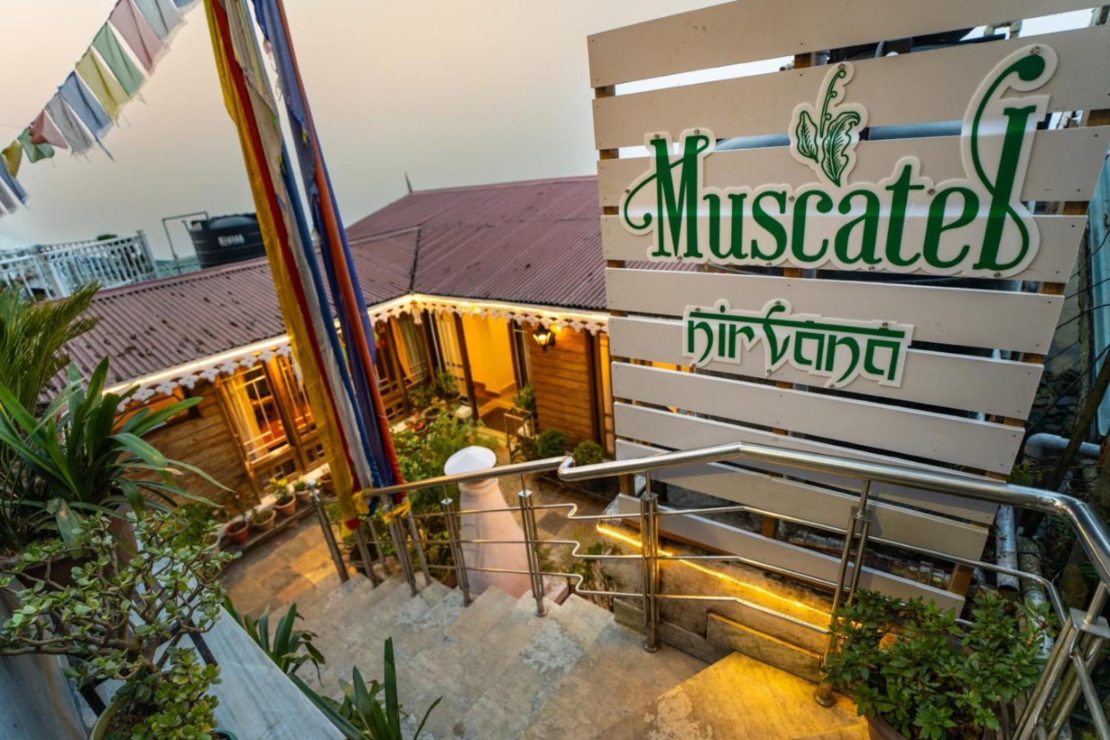 Muscatel Nirvana - At The Mall Road Darjeeling  Exteriör bild